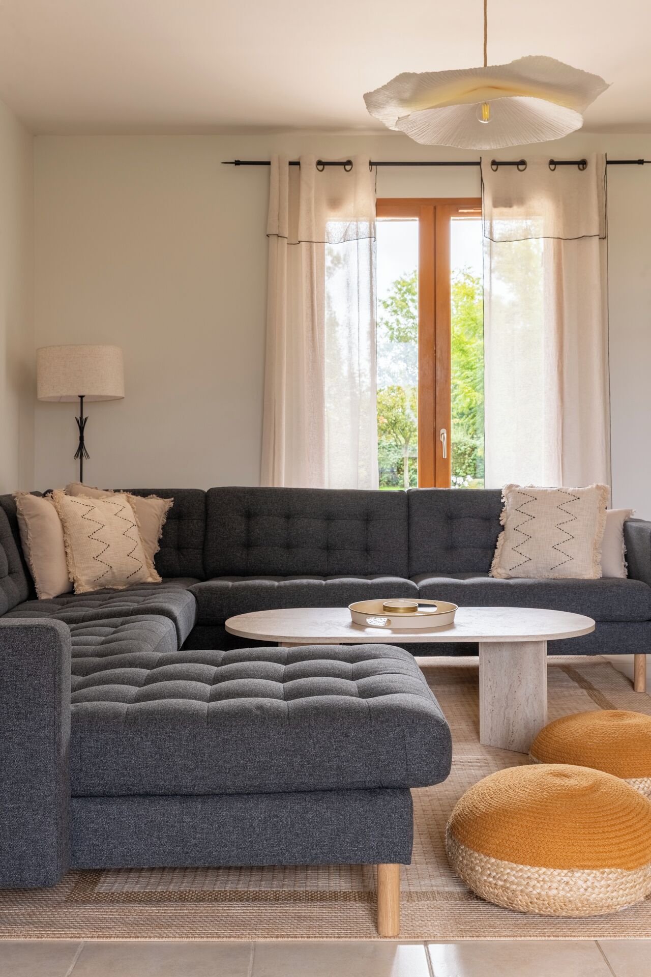 智能电视、壁炉、桌上足球、乒乓球