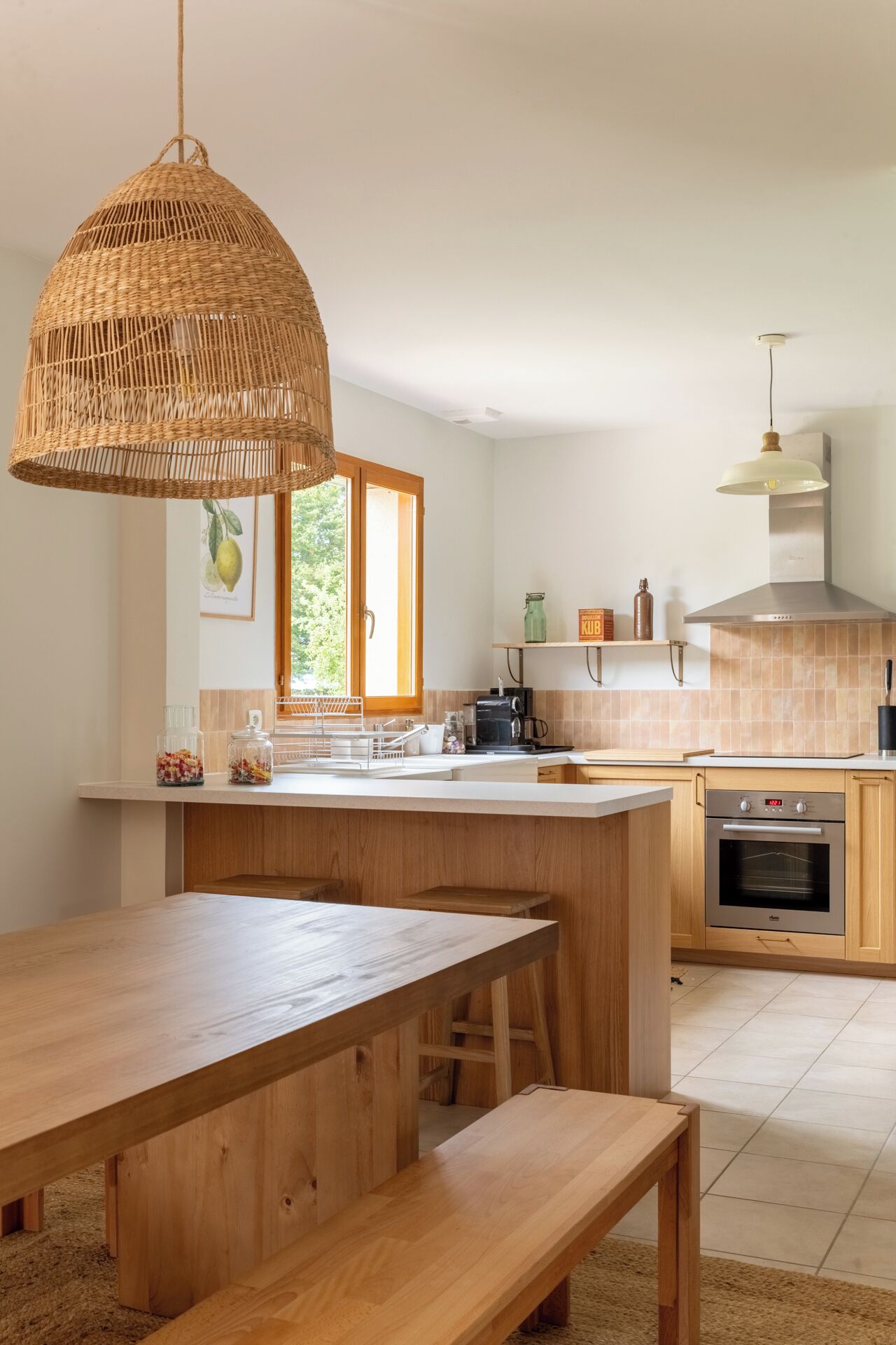 Micro-ondes, four, plaque de cuisson, lave-vaisselle