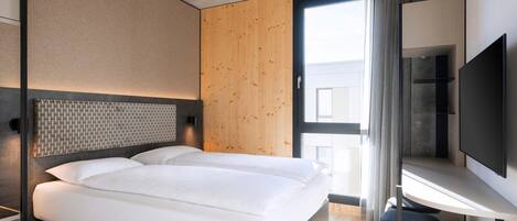 Doppelzimmer Panoramablick | 客房内保险箱、办公桌、隔音、免费 WiFi