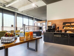 Bar (en el alojamiento)