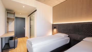 In-room safe, desk, soundproofing, free WiFi