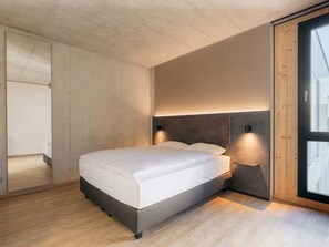 In-room safe, desk, soundproofing, free WiFi - B&B Hotel Liechtenstein-Eschen (Eschen)