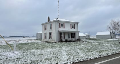 Updated farmhouse with parking and AC
