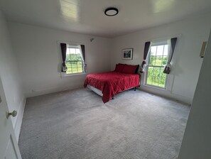 3 間睡房、上網、床單