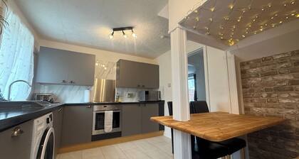 Cosy house beside Ben Nevis. Peaceful, pet friendly.