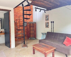 Superior Villa, 1 Double Bed with Sofa bed, Air conditioning, Garden View | Living area