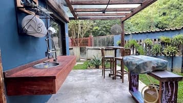 Superior Villa, 1 Double Bed with Sofa bed, Pets Allowed, Garden View | Private kitchen