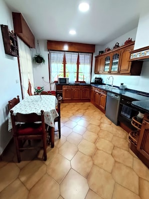 Dining - CASONA LA ZAMPUCA (Gijón)