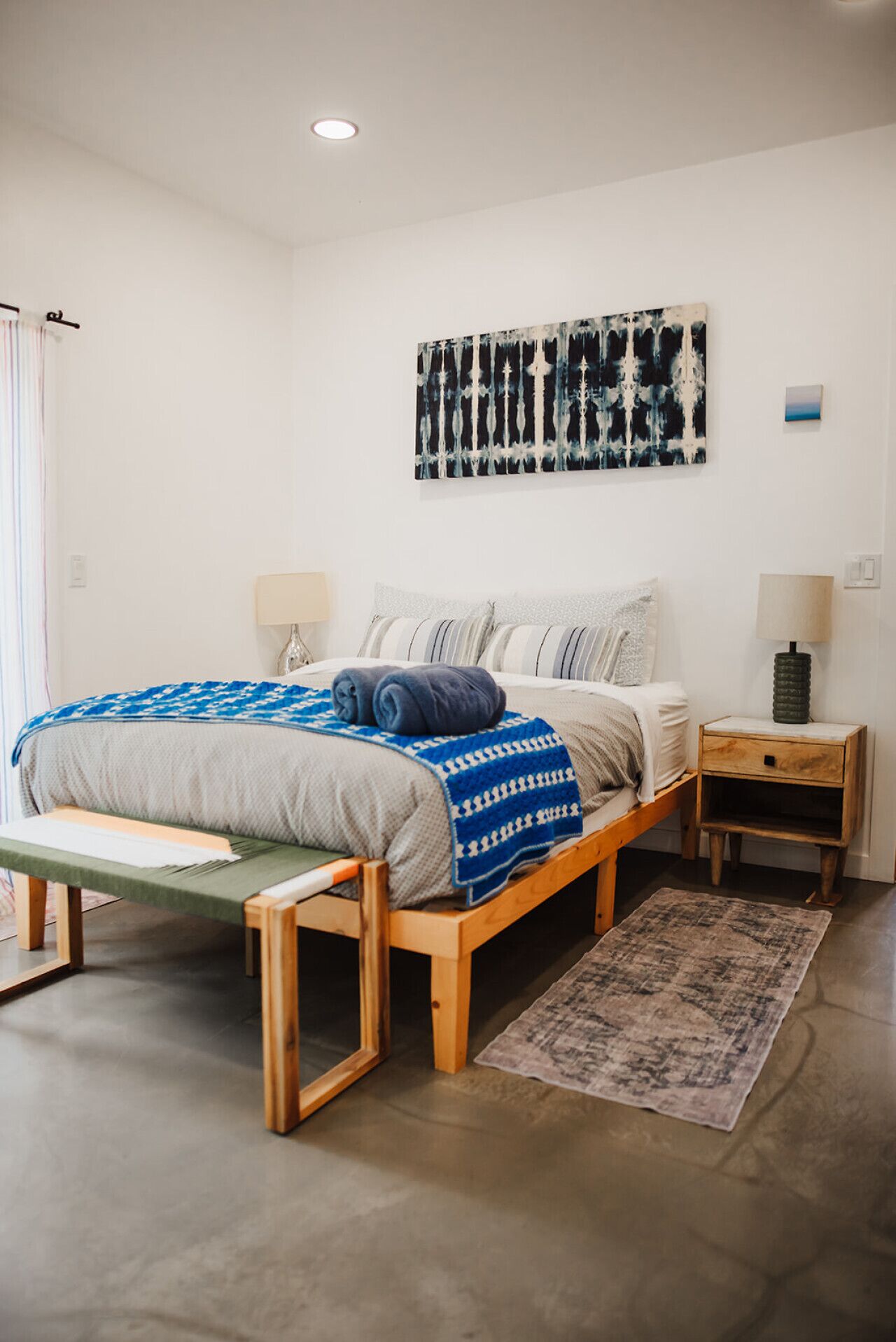 4 室のベッドルーム、アイロン / アイロン台、WiFi (無料)、ベッドシーツ