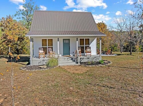 Little House on the Ridge  with fire pit.
