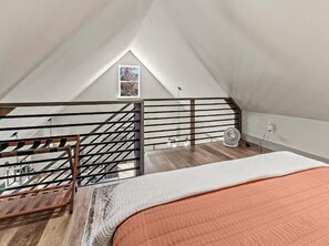 2 bedrooms, bed sheets