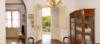 Appartement 'Unique in Rosignano' avec Balcon, Wi-Fi et Climatisation