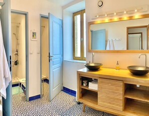 Classic Double Room, Park View | Bathroom - Macara (Unzent)