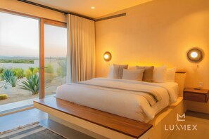 6 bedrooms, desk, iron/ironing board, travel cot