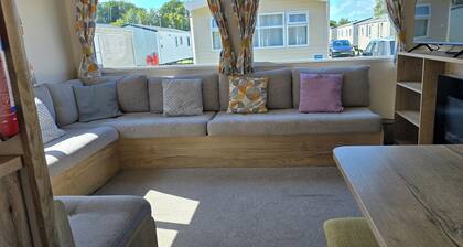 Lakeland Leisure Park, Sleeps up to 8