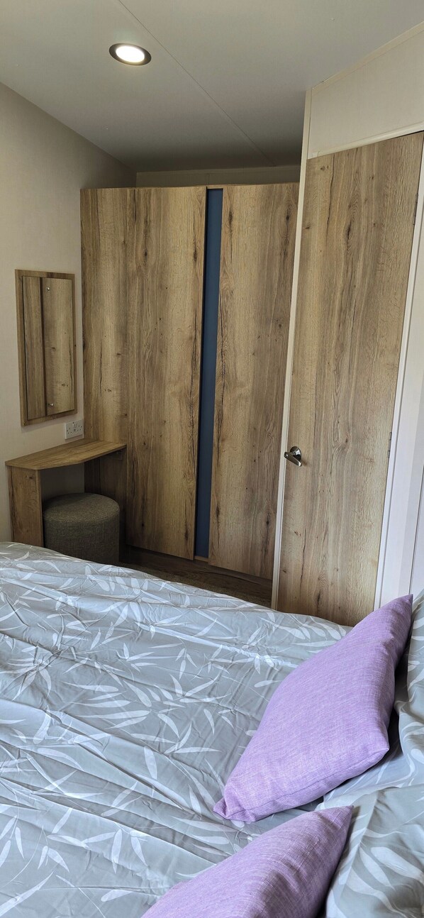 3 habitaciones y ropa de cama 