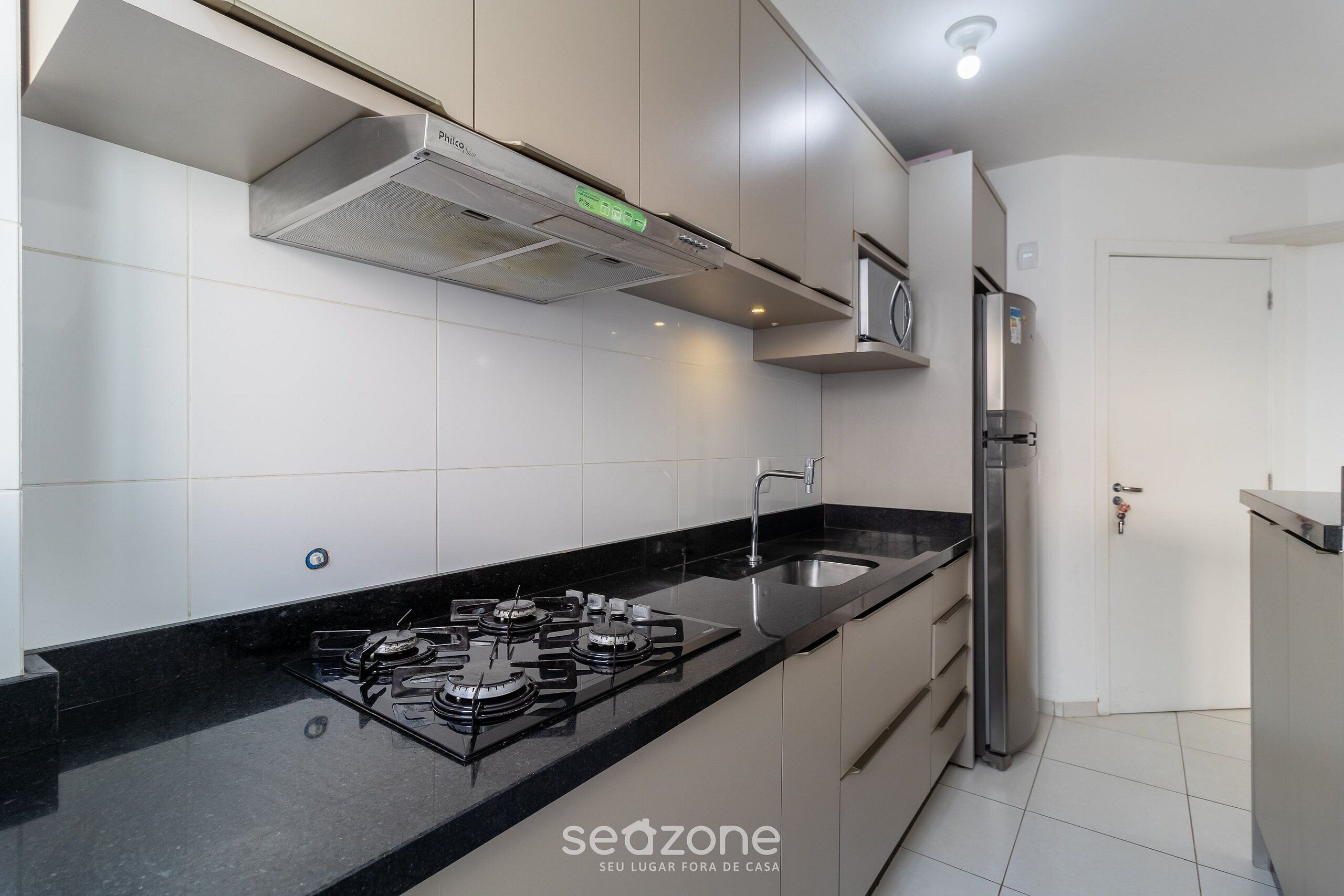 Basic Apartment | Private kitchen