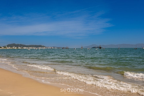 Apt Beautiful Condominium Foot on the Sand Rpb038