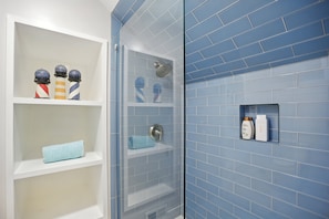 Shower, towels