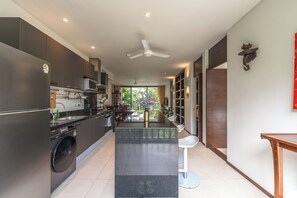 Apartment, Balcony | Private kitchen