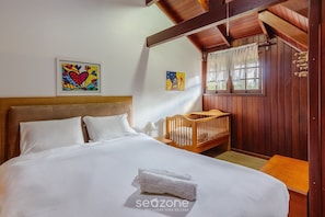 Basic Single Room | 2 bedrooms, desk - Apt Duplex With Fireplace in Gramado Rln204 (Gramado)