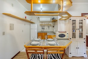 Apartamento básico | Cocina privada | Utensilios de cocina