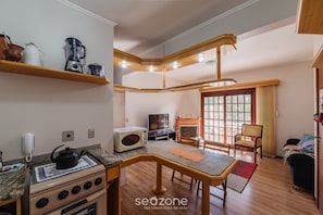 Basic Apartment | Private kitchen