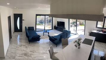 TV connectée, écrans d'ordinateur, imprimantes