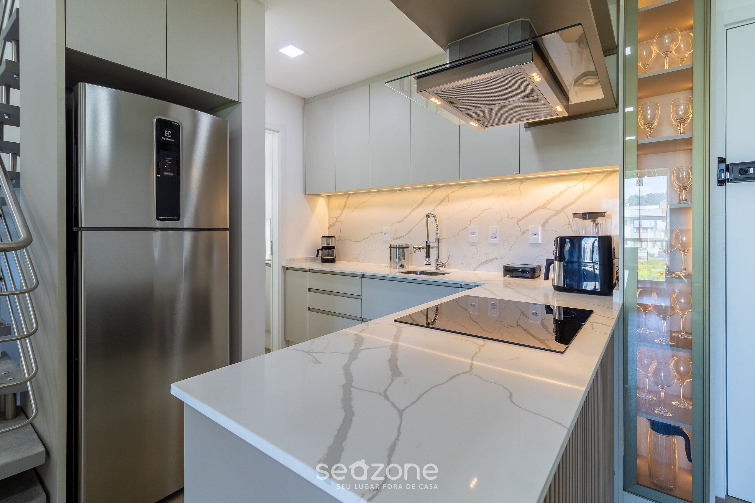 Basic Apartment | Private kitchen