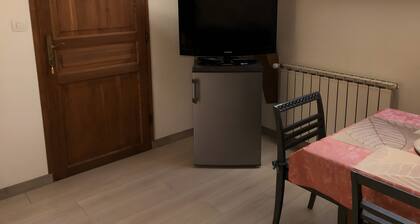 Appartement 'à L'AujardiÚre' avec Jardin Partagé et Wi-Fi