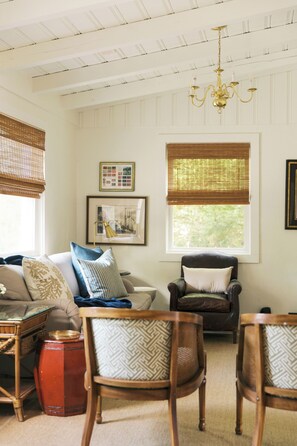 Interior - Classic Coastal Beachside Cottage (Oak Island)