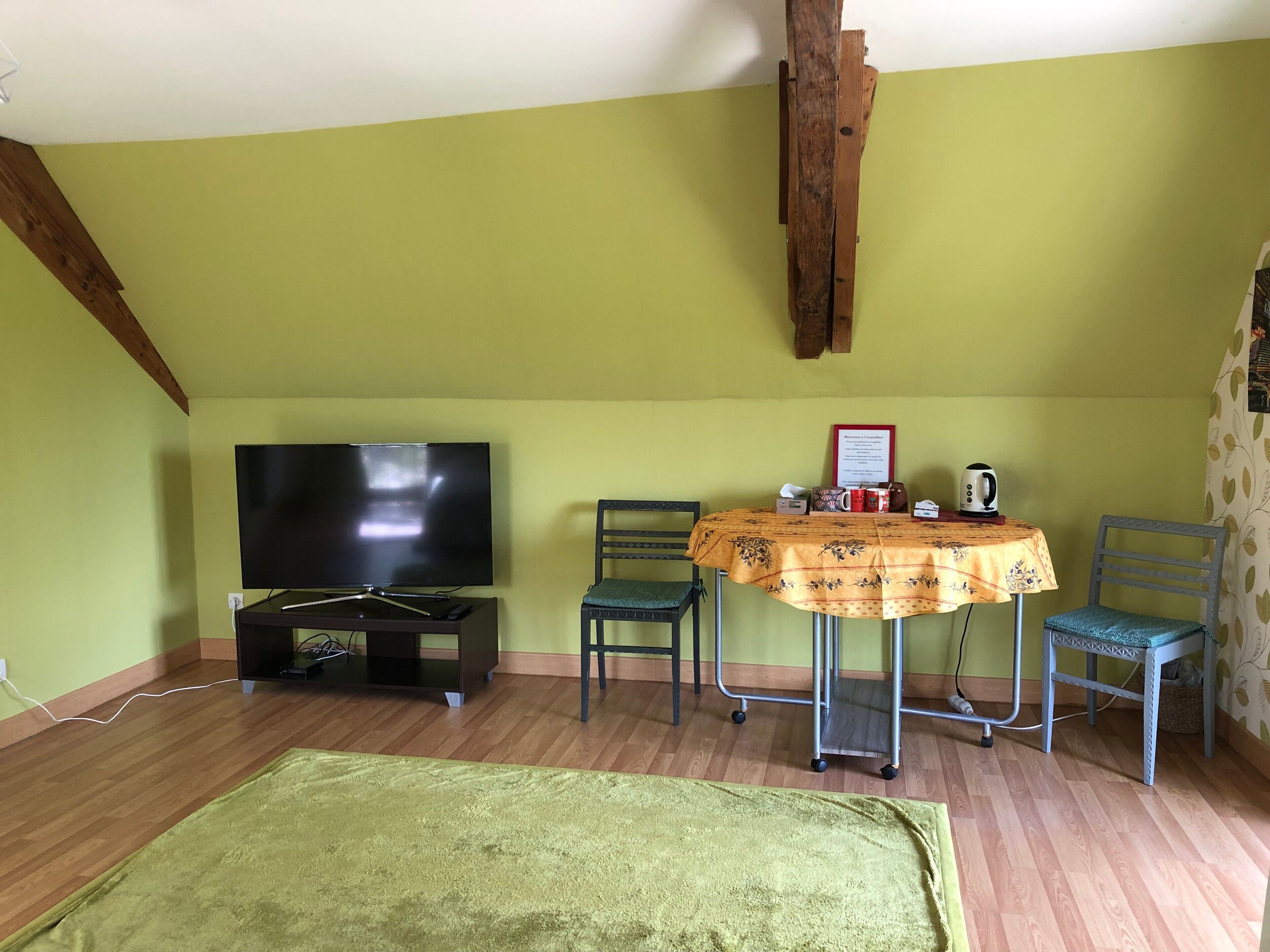 1 bedroom, WiFi, bed sheets