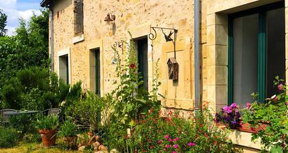 Chambre d'hÎtes 'Romantique' avec jardin partagé et Wi-Fi