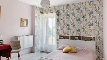 1 camera, Wi-Fi, lenzuola