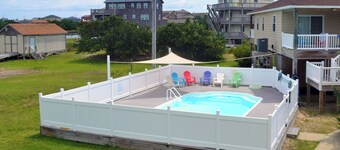 The Sea Star - Canal Front All One level - 4 Bedroom House, Pool, Large Docks