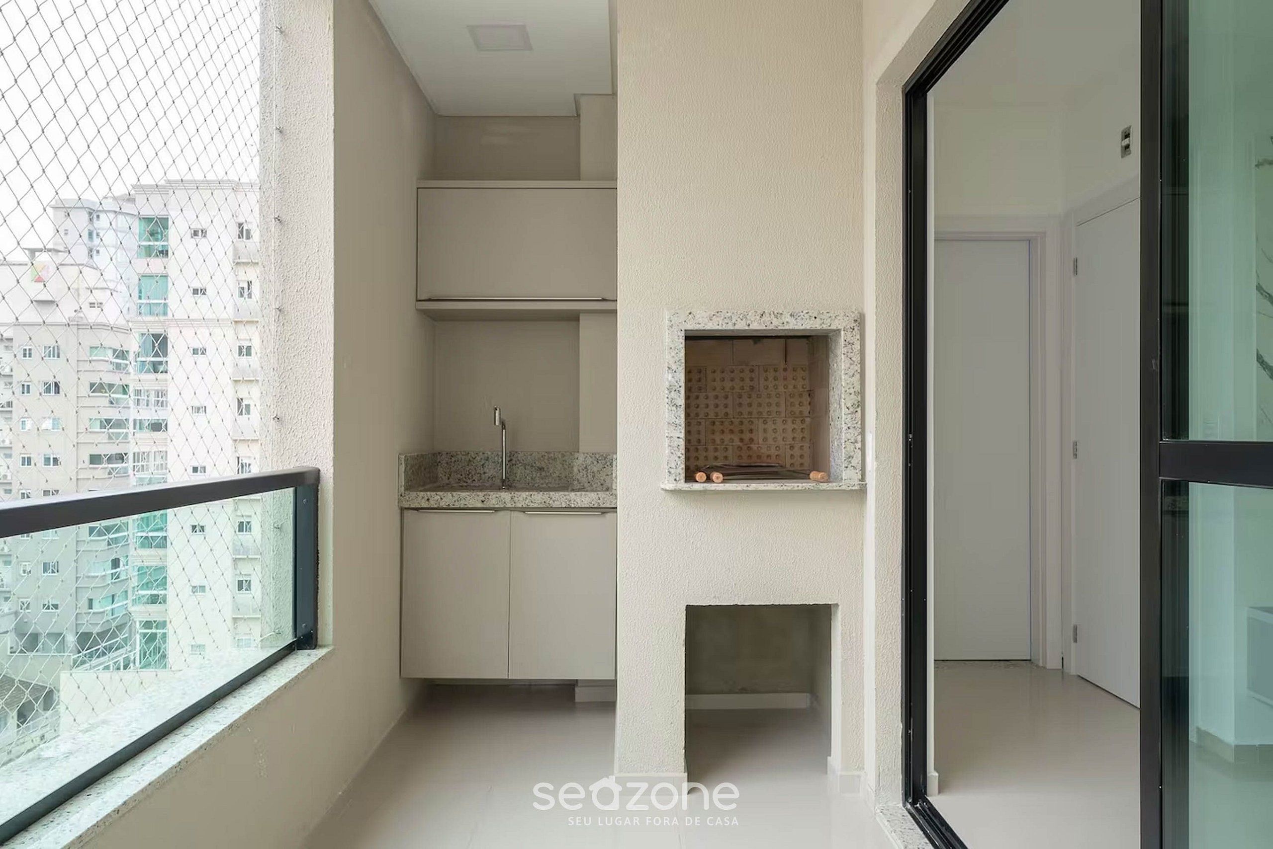 Basic Apartment | Interior