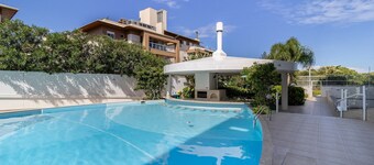 Apt w Swimming Pool 400m fr Campeche Beach Rap308