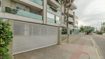 Fyrir utan