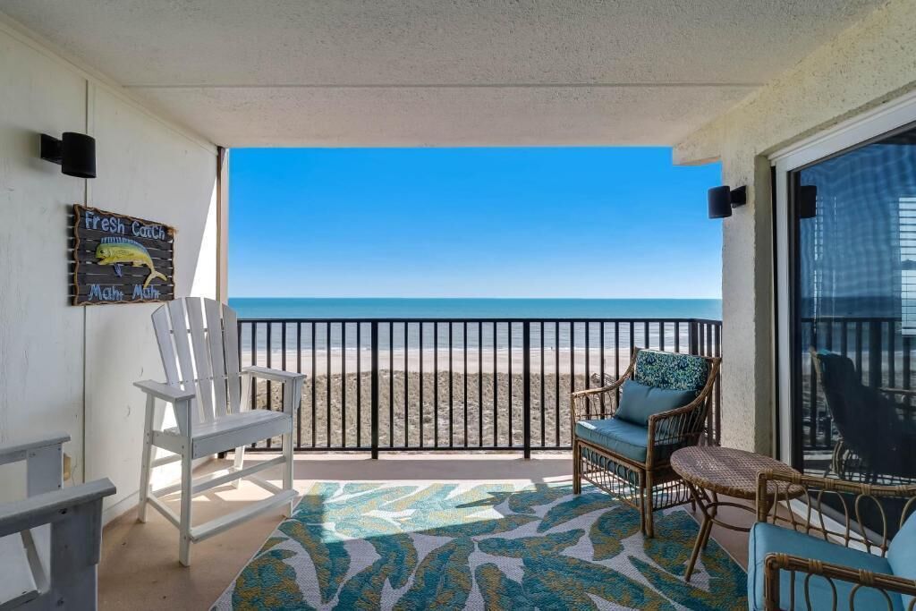 Apartment, 2 Bedrooms, Sea View | Lanai
