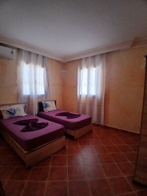 3 bedrooms, WiFi, bed sheets