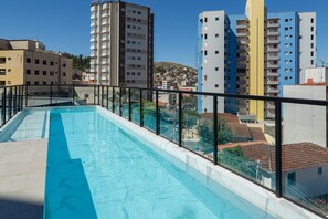 Outdoor pool - Cozy Apartment Close to the Center Pgo309 (Poços de Caldas)