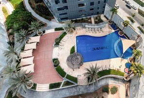 Pool - Modern Business Bay 1BR | Balcony and Pool Views (Dubai)