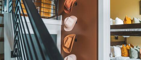 4 chambres, fer et planche à repasser, Wi-Fi, draps fournis
