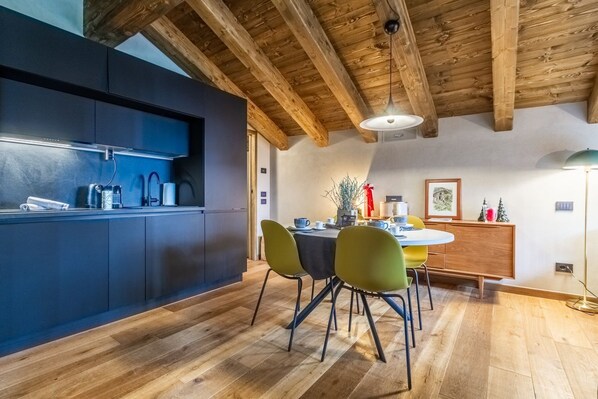 Imagen sin descripción, 1 de 41, botón