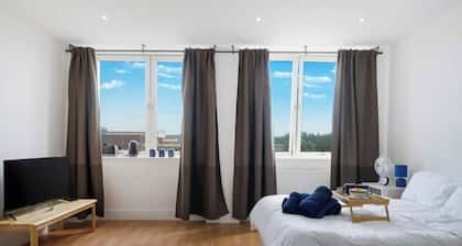 New Refurb Private Large Studio