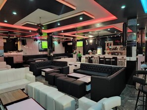 Snack bar