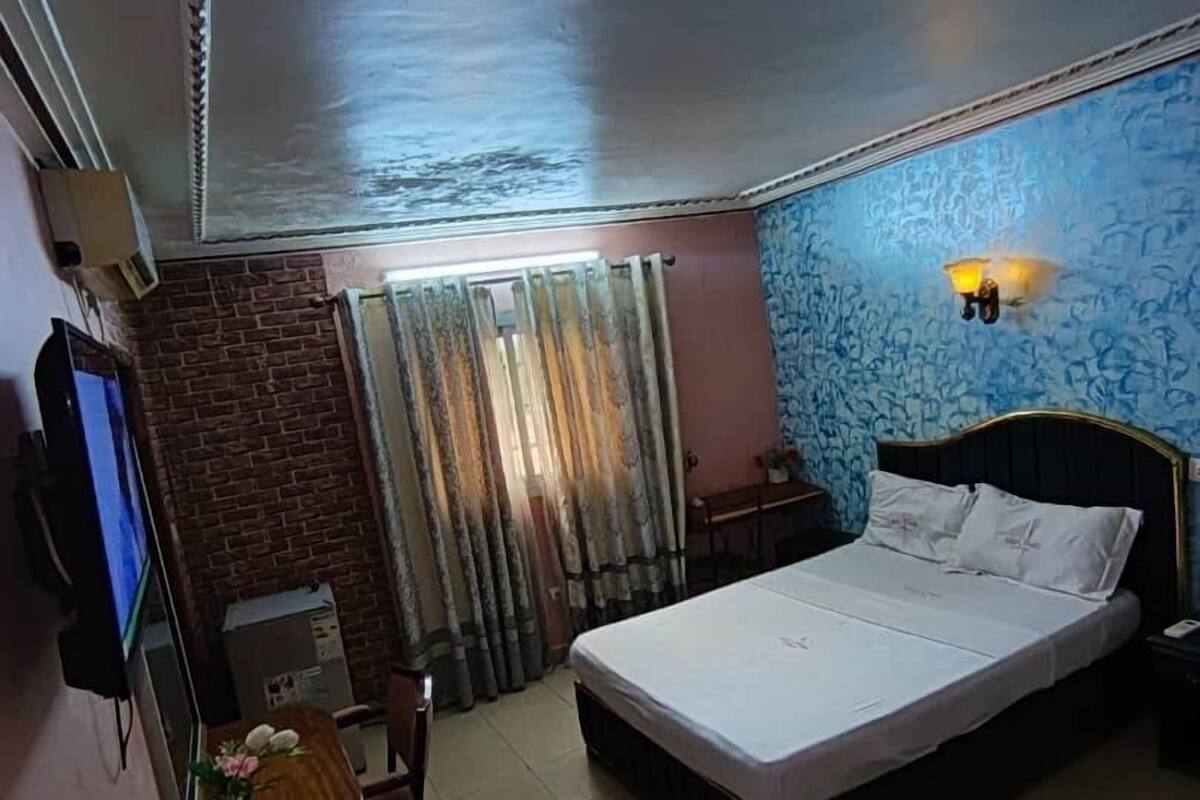 Deluxe Room | Peti besi dalam bilik, ruang kerja komputer riba, Wi-fi percuma