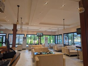 3 restauranter, frokost serveres