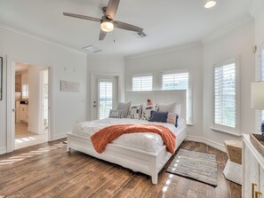 3 bedrooms, free WiFi, bed sheets