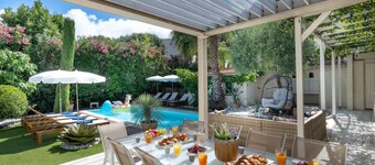 5-bedroom Provencal villa with pool and garden, 3 minutes from the sea